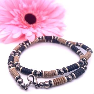 Silver tone Beige/Black Beaded Necklace